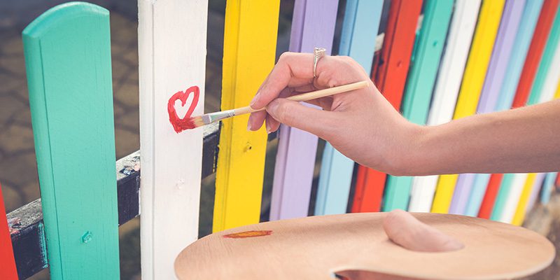 3 Ways to Add Charm to Wood Fences