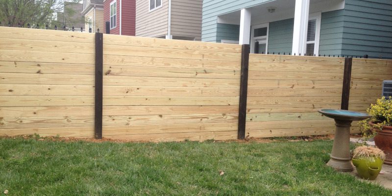 5 Questions to Ask Before Installing a Horizontal Fence on Your Property